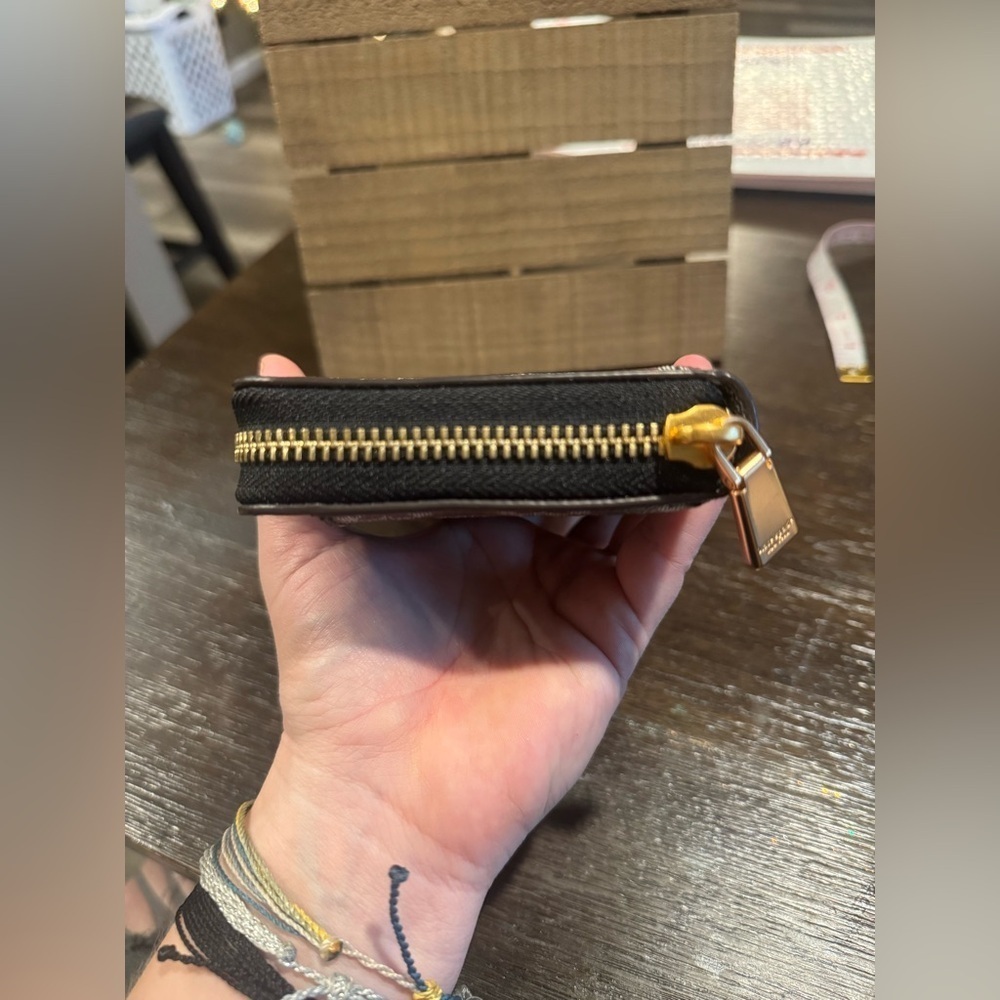 Kate Spade Black and Gray Patterned Wallet - Picture 9 of 9